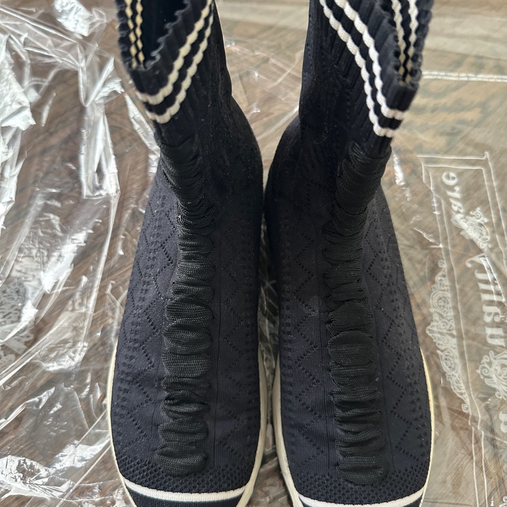 Fendi Navy and White Knit High-Top Sock Sneakers